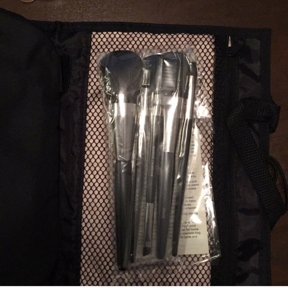 Mary Kay Brush Collection